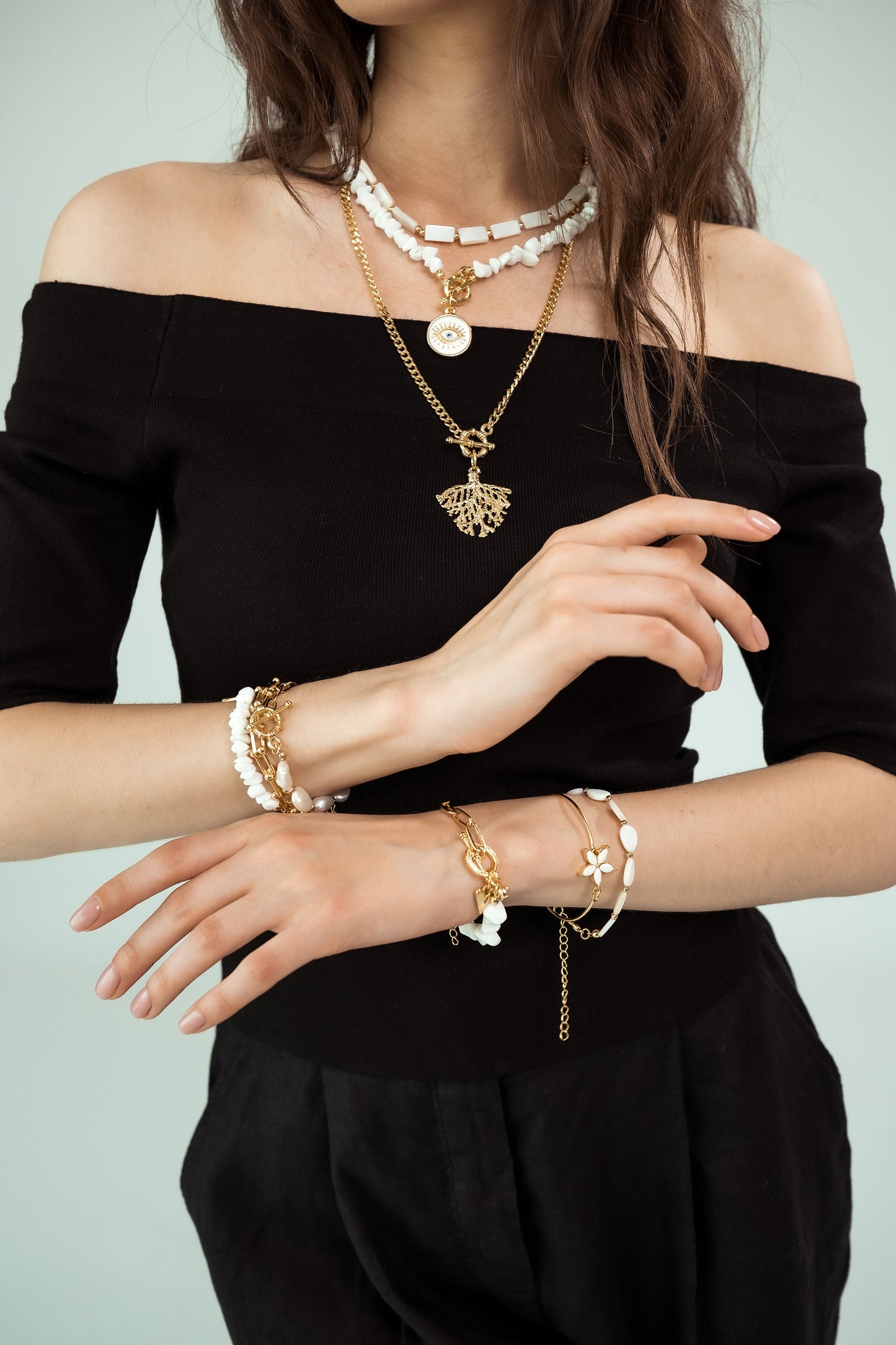 Women Gold-Plated Boho Bracelet Set 3Pcs, Link Chain, Half Paperclip Chain Half Moonstone & Heart Pendant, Half Chain Half Shell Pearl, Bohemian Style Trendy & Adjustable Elegant Fashion Jewelry