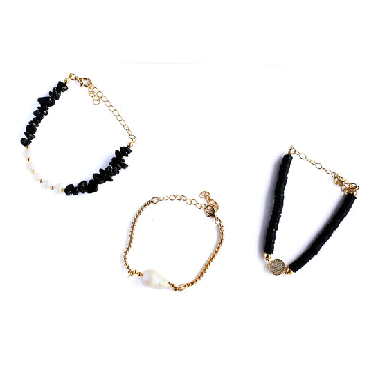 Women Gold-Plated Boho Bracelet Set 3Pcs, Chain & Shell Pearl, Black Round Flat Beads & Round Pendant, Onyx & Shell Pearl, Bohemian Style Trendy & Adjustable Elegant Fashion Jewelry