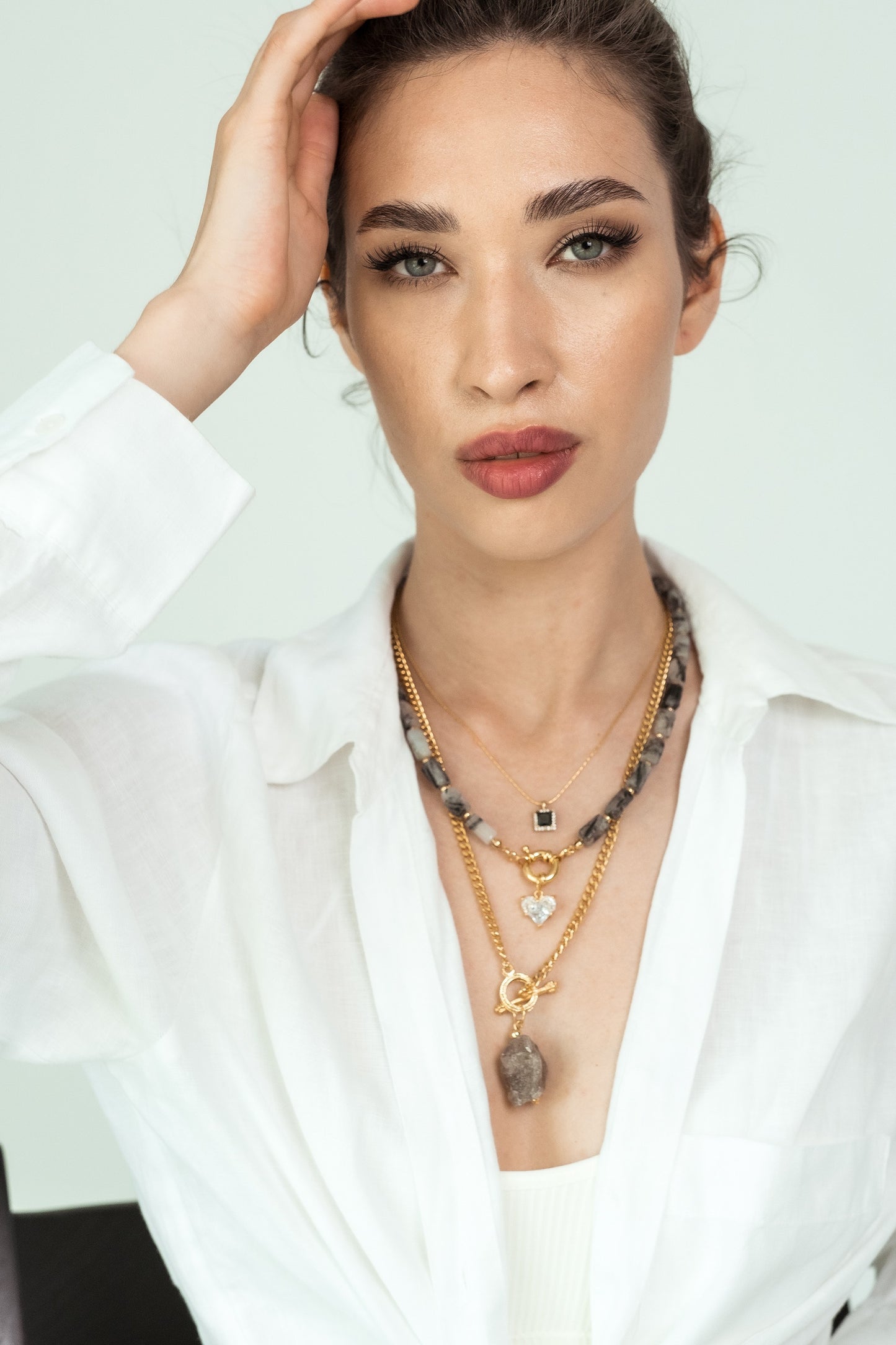 Women Gold-Plated Boho Layered Necklace Set 3Pcs, Chain with Black Square Pendant, Grey Quartz with Heart Pendant, Chain with Stone Pendant, Bohemian Style Trendy & Adjustable Elegant Fashion Jewelry