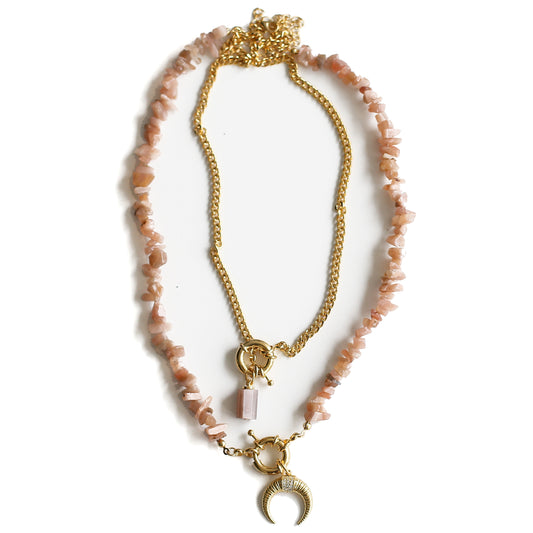 Women Gold-Plated Boho Layered Necklace Set 2Pcs, Chain with Stone Pendant, Sun Stone with Crescent Pendant, Bohemian Style Trendy & Adjustable Elegant Fashion Jewelry