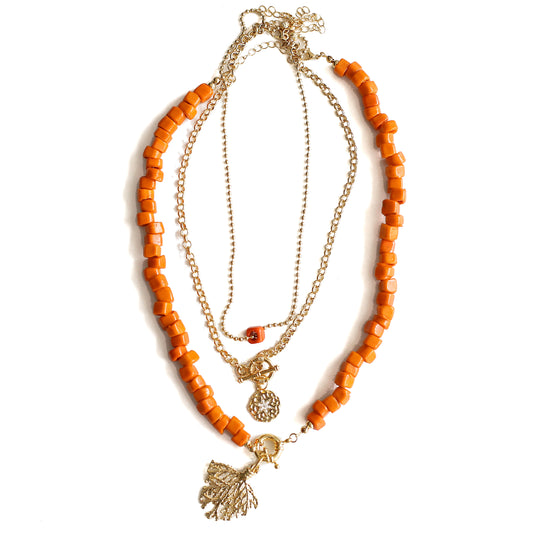 Women Gold-Plated Boho Layered Necklace Set 3Pcs, Ball Chain with Orange Bead, Chain with Round Pendant, Orange Beads with Leaf Pendant, Bohemian Style Trendy & Adjustable Elegant Fashion Jewelry