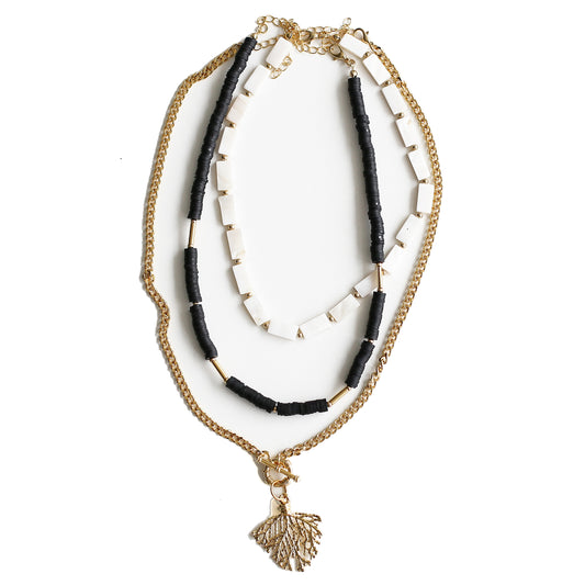 Women Gold-Plated Boho Layered Necklace Set 3Pcs, Mother of Pearl Flat Beads, Black Flat Round Beads, Chain with Leaf Pendant, Bohemian Style Trendy & Adjustable Elegant Fashion Jewelry