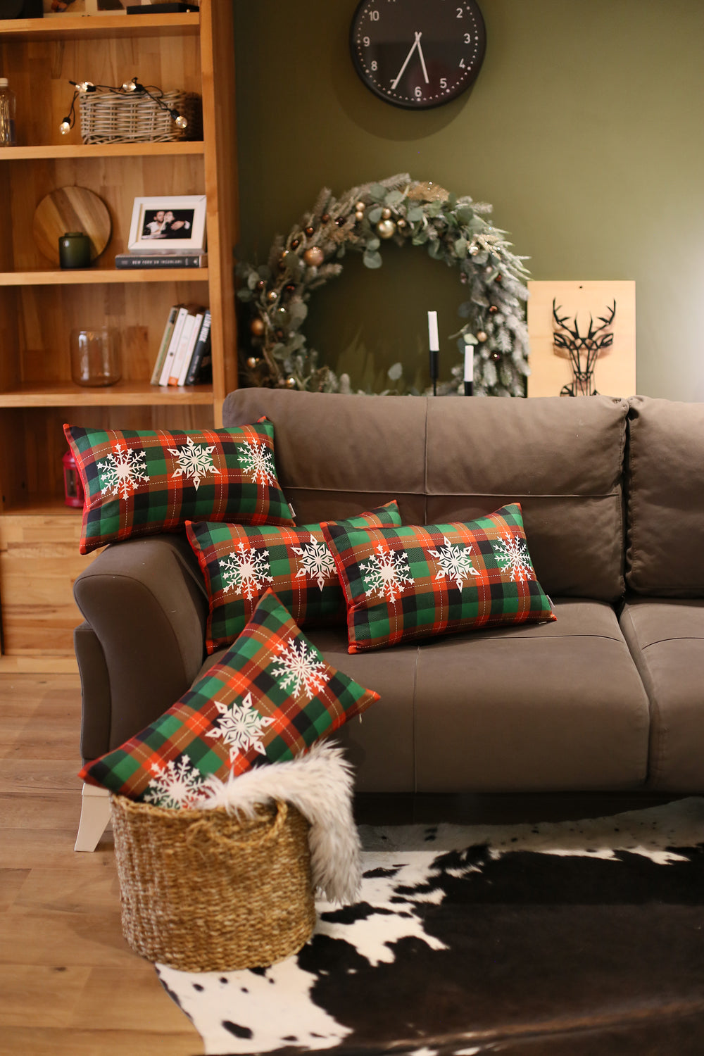 Decorative Christmas Snowflakes Throw Pillow Cover Set of 4 Square 12" x 20" Red & Green Lumbar for Couch, Bedding