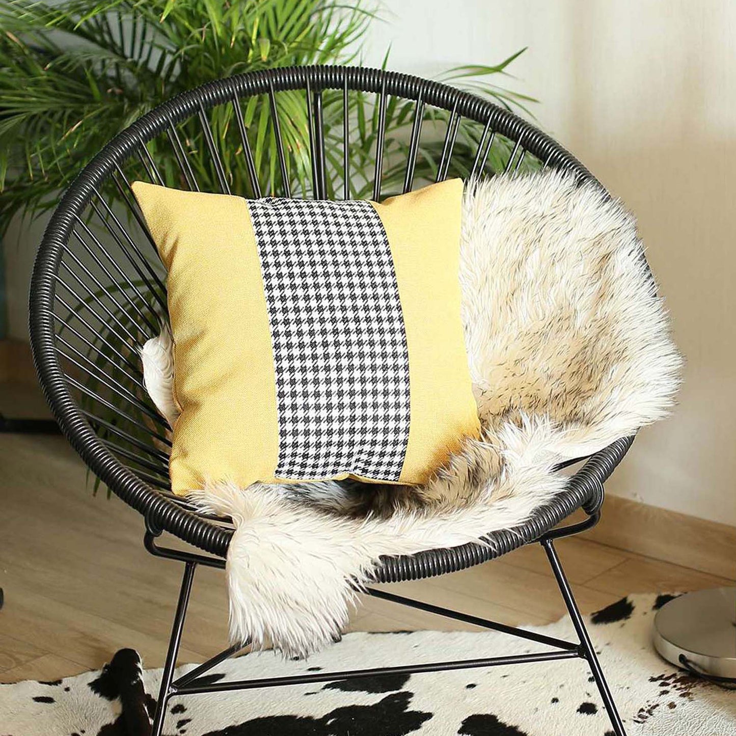 Boho-Chic Handcrafted Decorative Single Throw Pillow Cover Houndstooth Pillowcase for Couch, Bedding