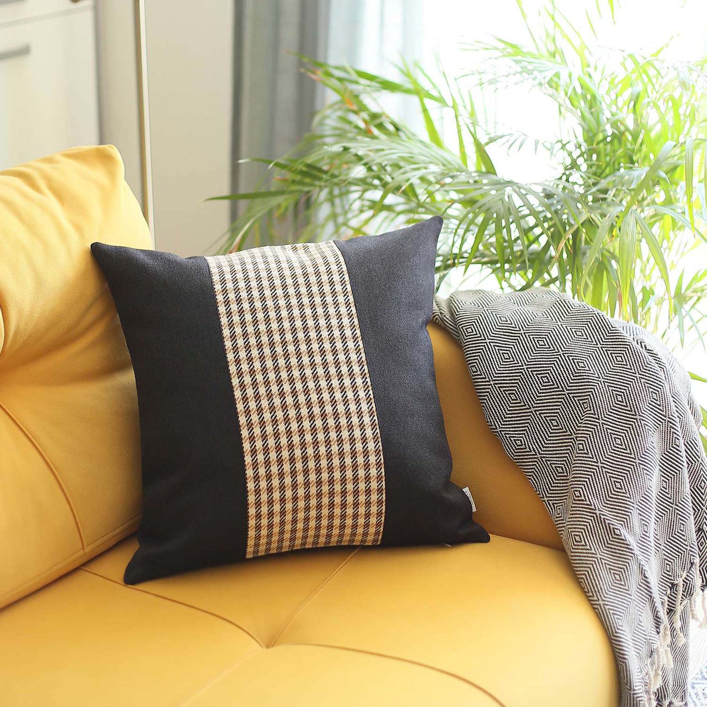 Boho-Chic Handcrafted Decorative Single Throw Pillow Cover Houndstooth Pillowcase for Couch, Bedding
