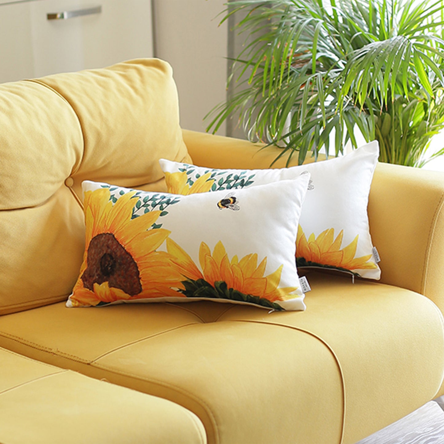 Fall Season Decorative Throw Pillow Set of 2 14" x 21" Sunflowers Lumbar for Couch, Bedding