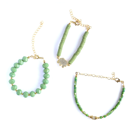 Women Gold-Plated Boho Bracelet Set 3Pcs, Green & Gold-tone Beads, Round Flat Beads & Elephant Pendant, Mother of Pearl & Round Pendant, Bohemian Style Trendy & Adjustable Elegant Fashion Jewelry