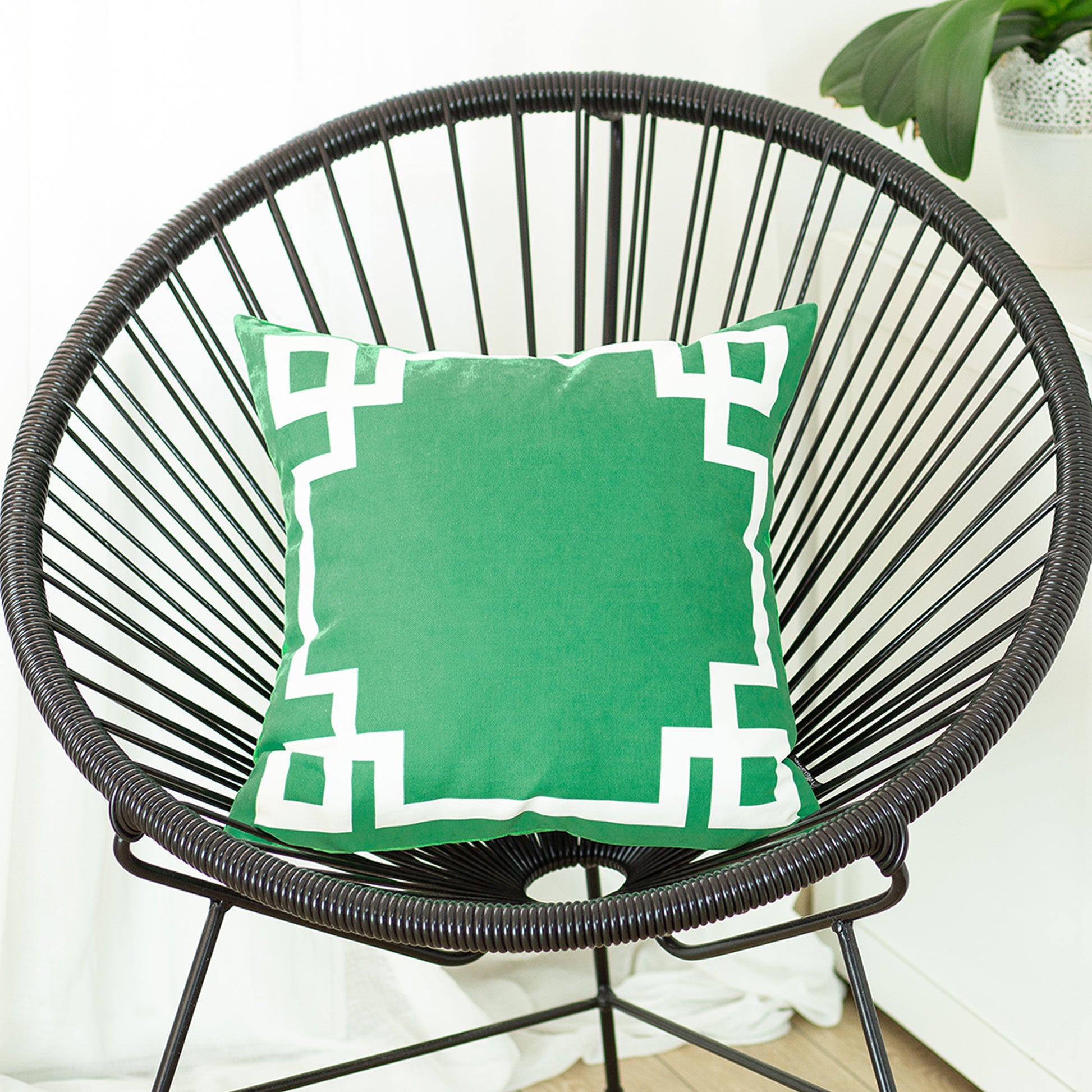 Geometric Green&White Square Throw Pillow Cover - Apolena